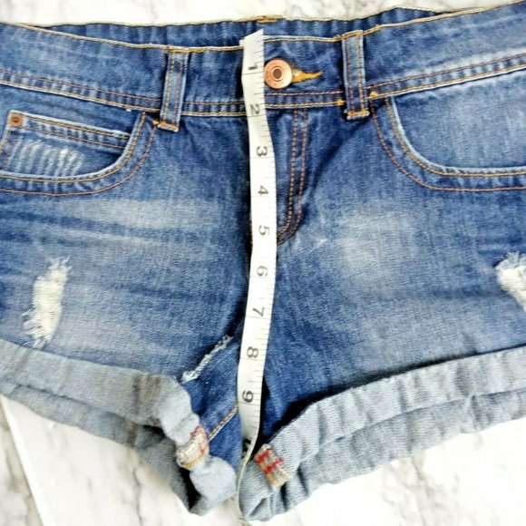 Forever 21 Premium Denim Distressed Jean Shorts 28 Mid Rise - Picture 3 of 5
